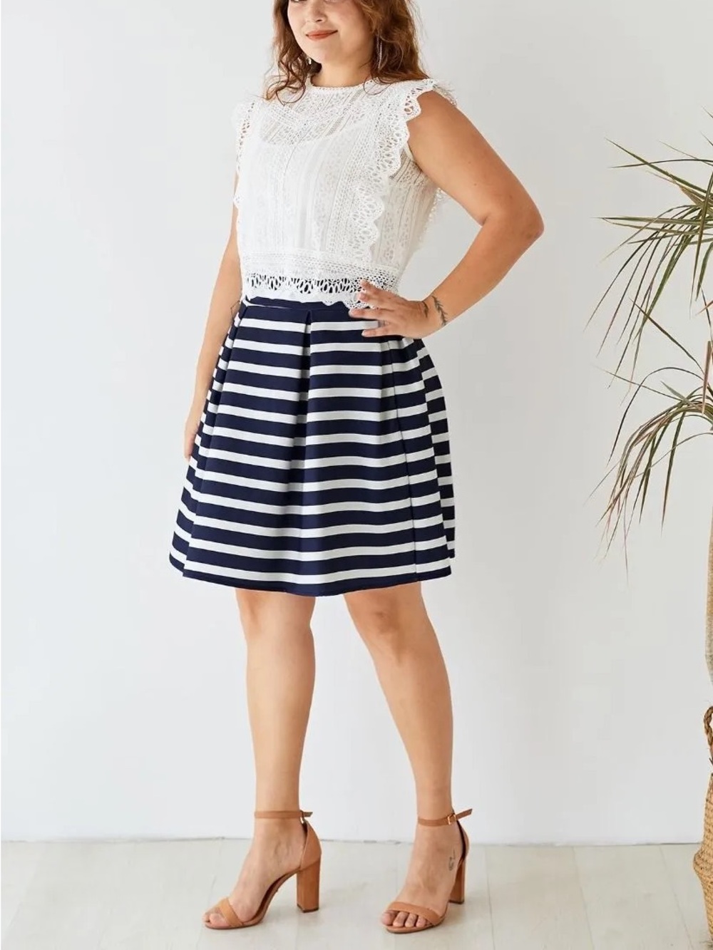 Chicwish Adorable Nautical White Navy Stripe Pleated A-Line Midi Skirt M